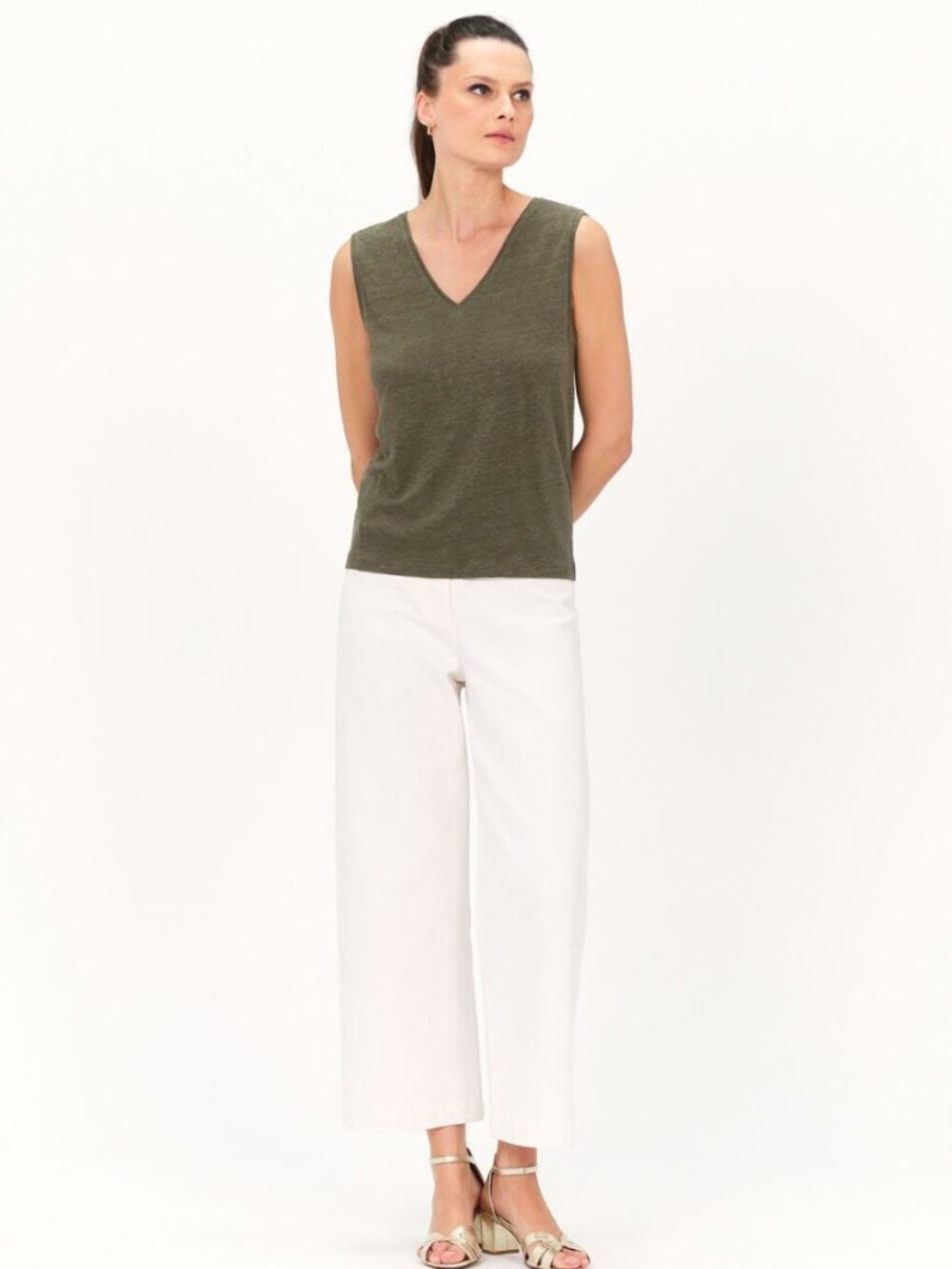 Caroll Paris 100% linen trym T-shirt khaki green  in small